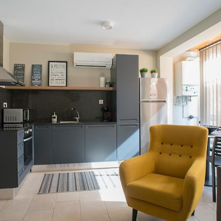 Apartaments Turistics Cardona II Buitenkant foto