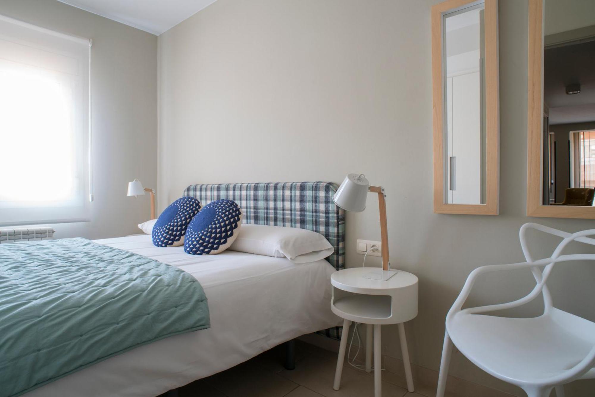 Apartaments Turistics Cardona II Buitenkant foto